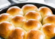 Easy Homemade Yeast Rolls Recipe: A Step-by-Step Guide For Delicious Baking At Home