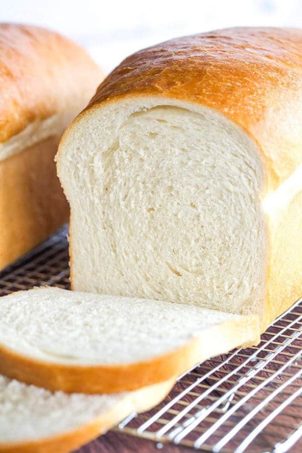 Easy Homemade White Bread Recipe: Bake Your Own Delicious Loaf