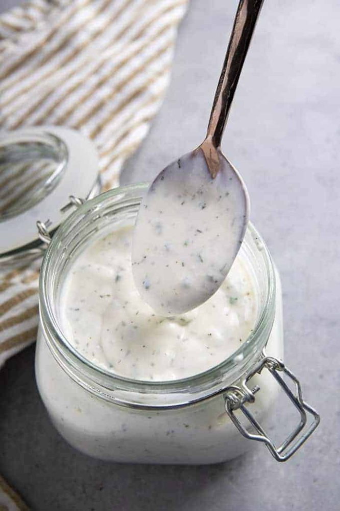 Niche Utama 2 Easy Homemade Ranch Dressing