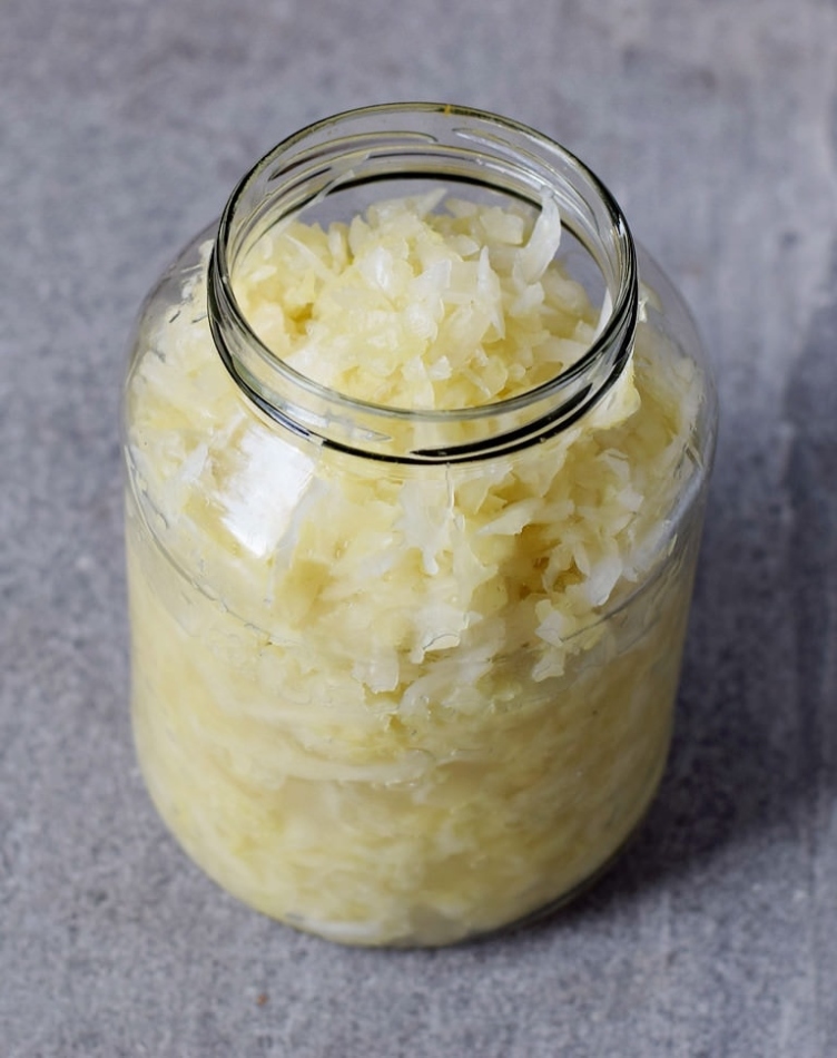 Kraut Kitchen: Crafting Your Own Delicious Homemade Sauerkraut