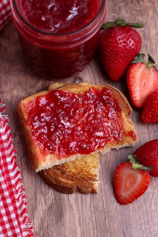 Sweet & Simple: Homemade Strawberry Jam Recipe For Delightful Spreads