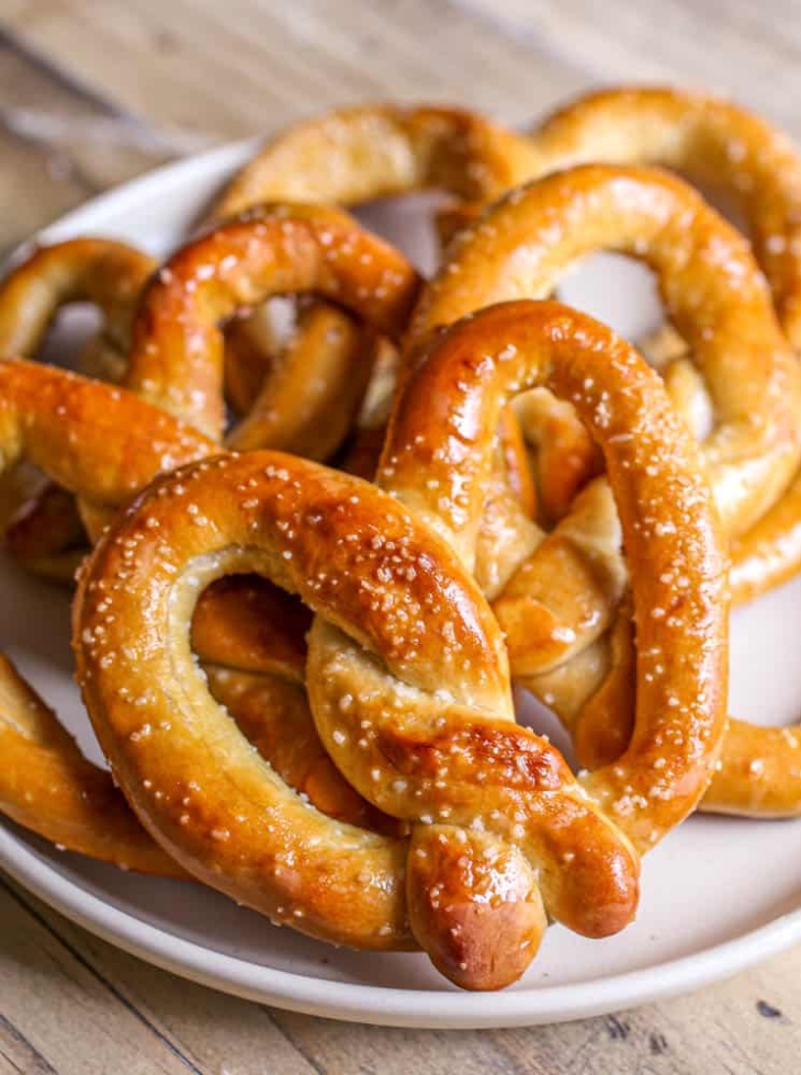 Twist And Bake: Easy Steps To Make Mouthwatering Homemade Soft Pretzels