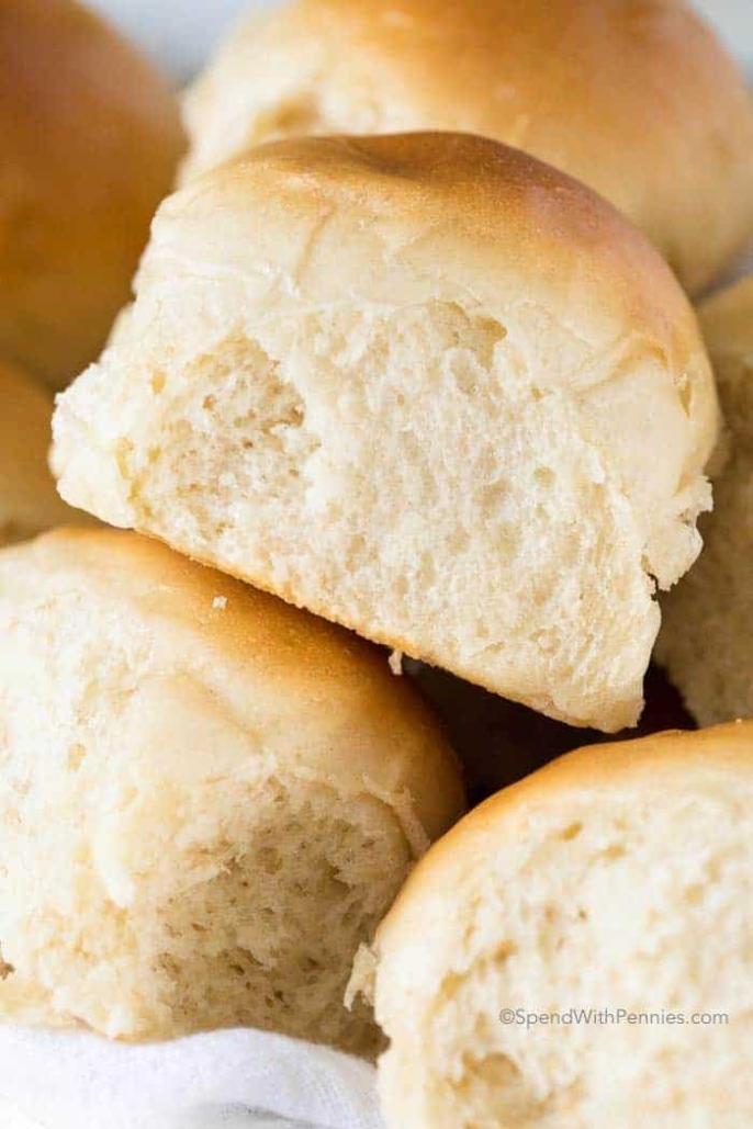 Fluffy And Delicious: Easy Homemade Rolls Recipe For Baking Success